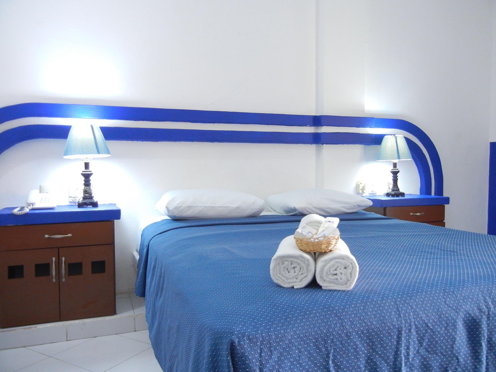 Hotel Plaza Almendros, Исла-Мухерес Экстерьер фото