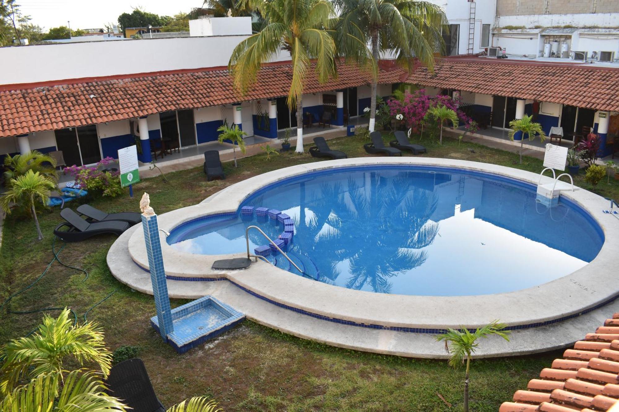 Hotel Plaza Almendros, Исла-Мухерес Экстерьер фото