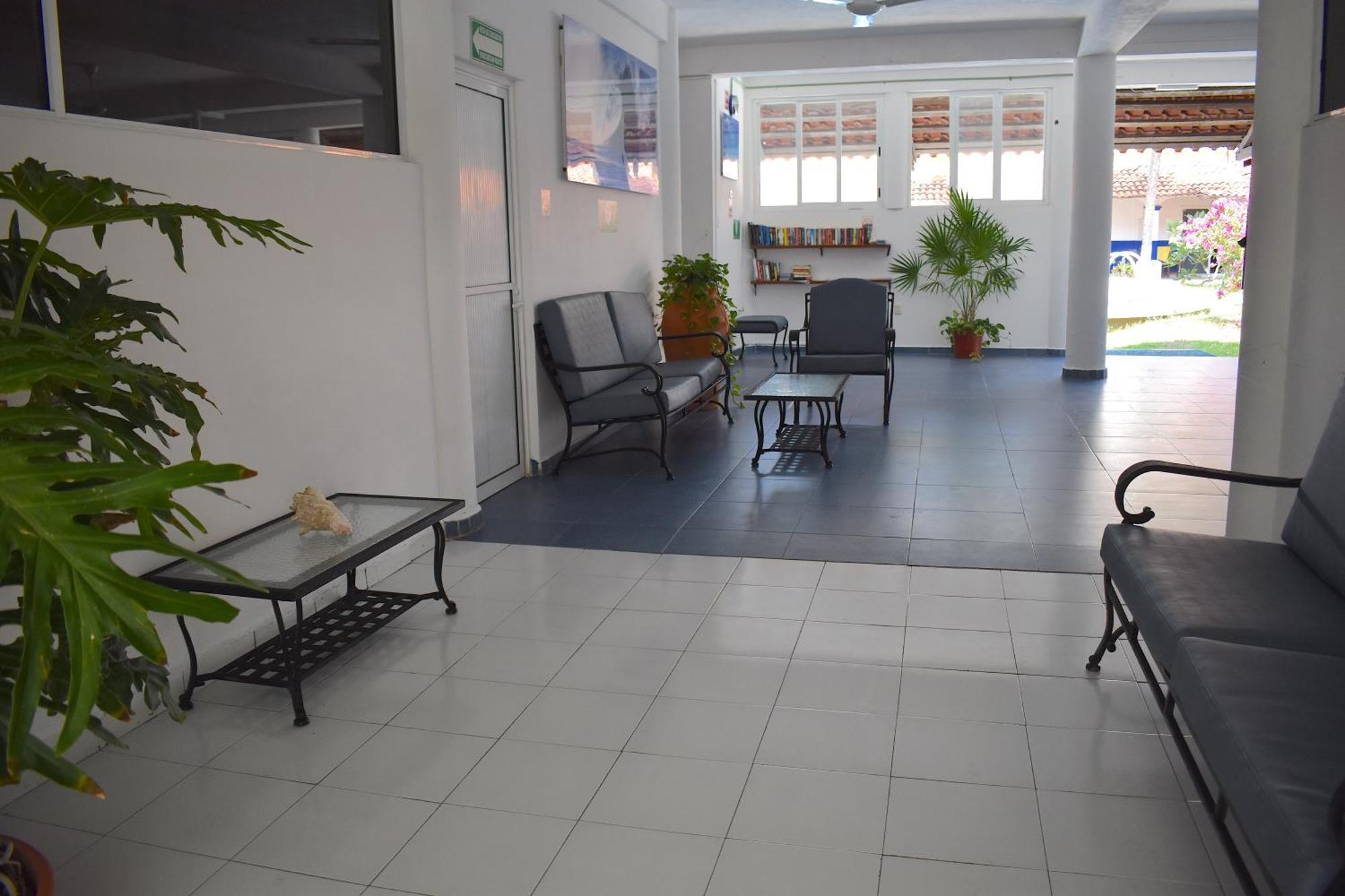 Hotel Plaza Almendros, Исла-Мухерес Экстерьер фото